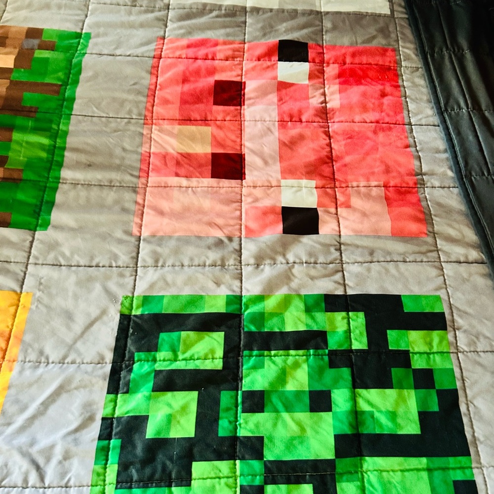 Minecraft Pixel Pattern Comforter Set - Picture 4 of 7